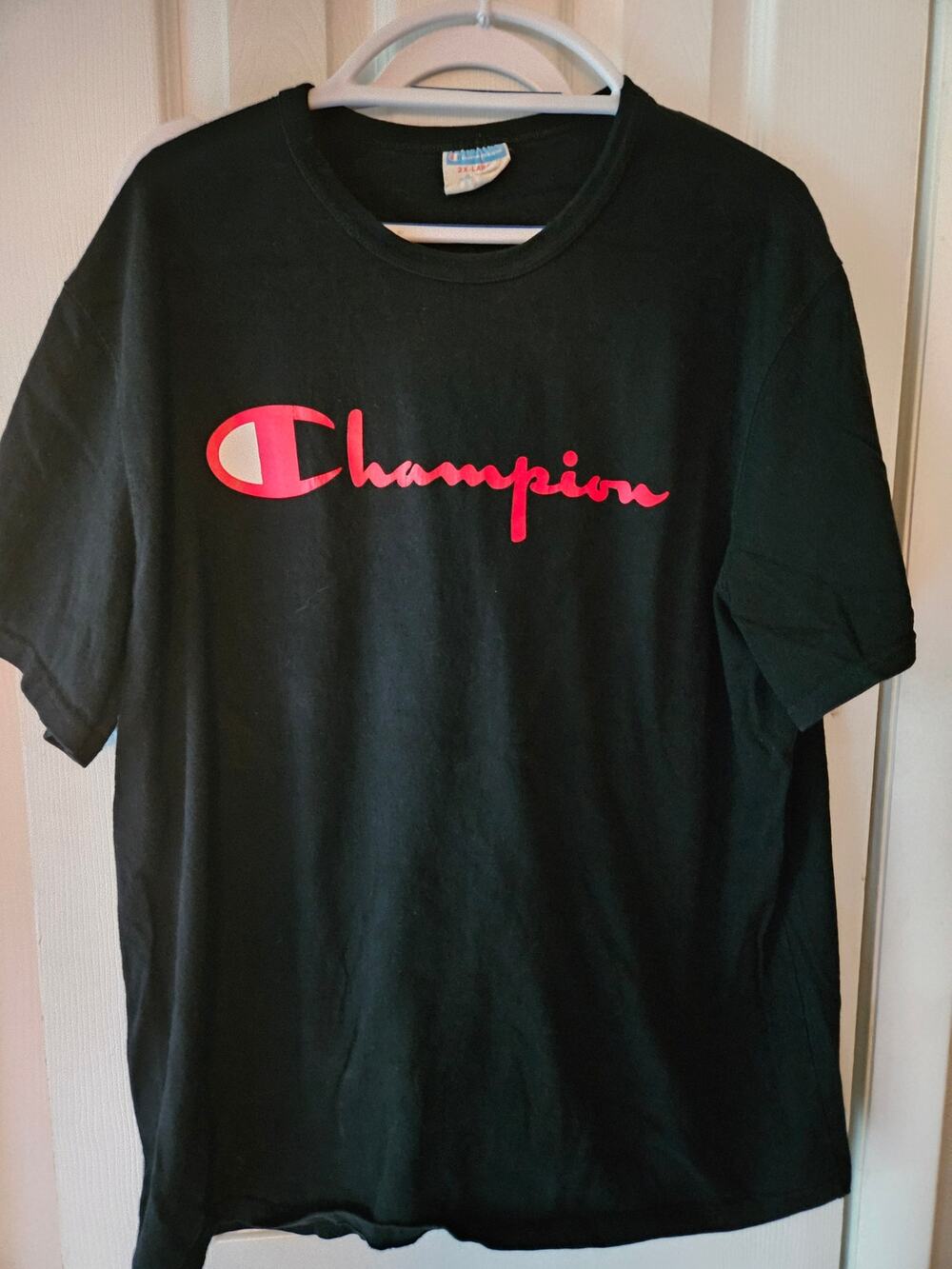 Vintage Y2K Champion Men’s 2XL Black Red Script Logo T-Shirt Thick Cotton